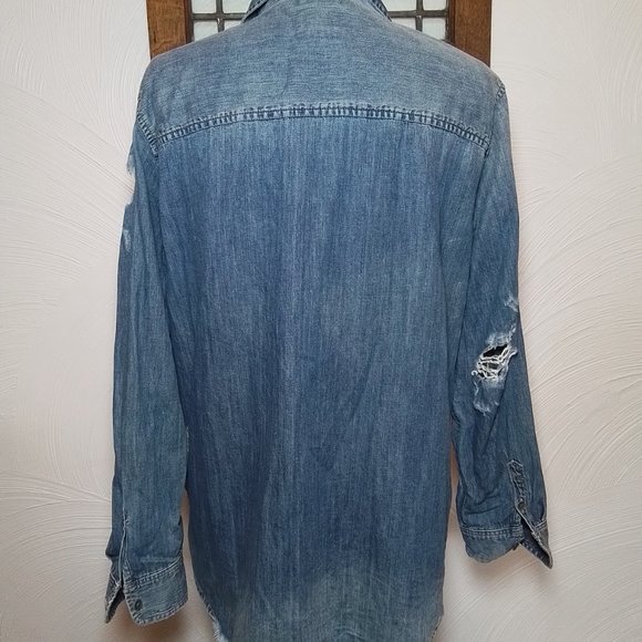 American Eagle Denim Shirt AE Oversized Fit Distressed Button Down size L - Picture 4 of 5